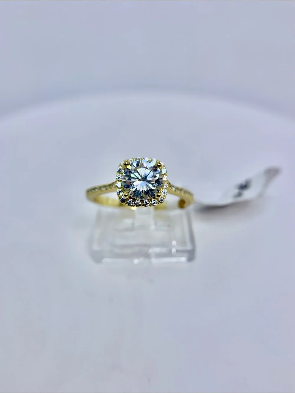 N/A elegant yellow